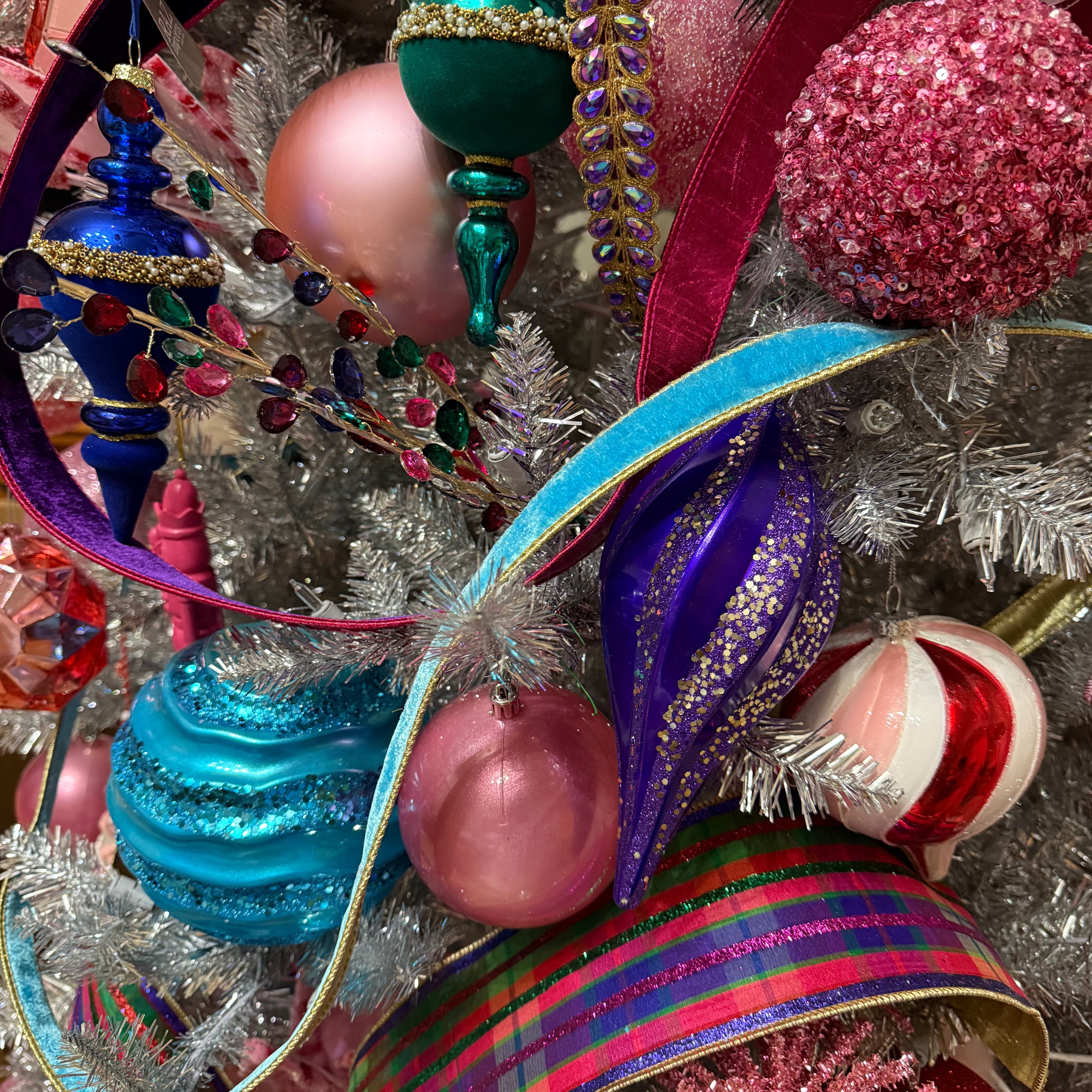 Colorful Christmas - Sassy Inspiration