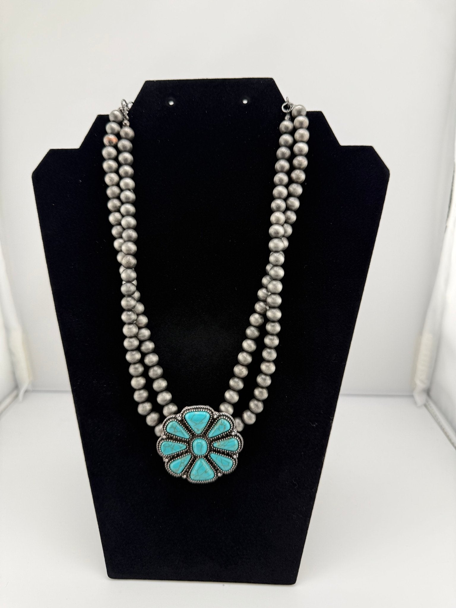 High Desert Turquoise Concho Beaded Necklace - Sassy Inspiration