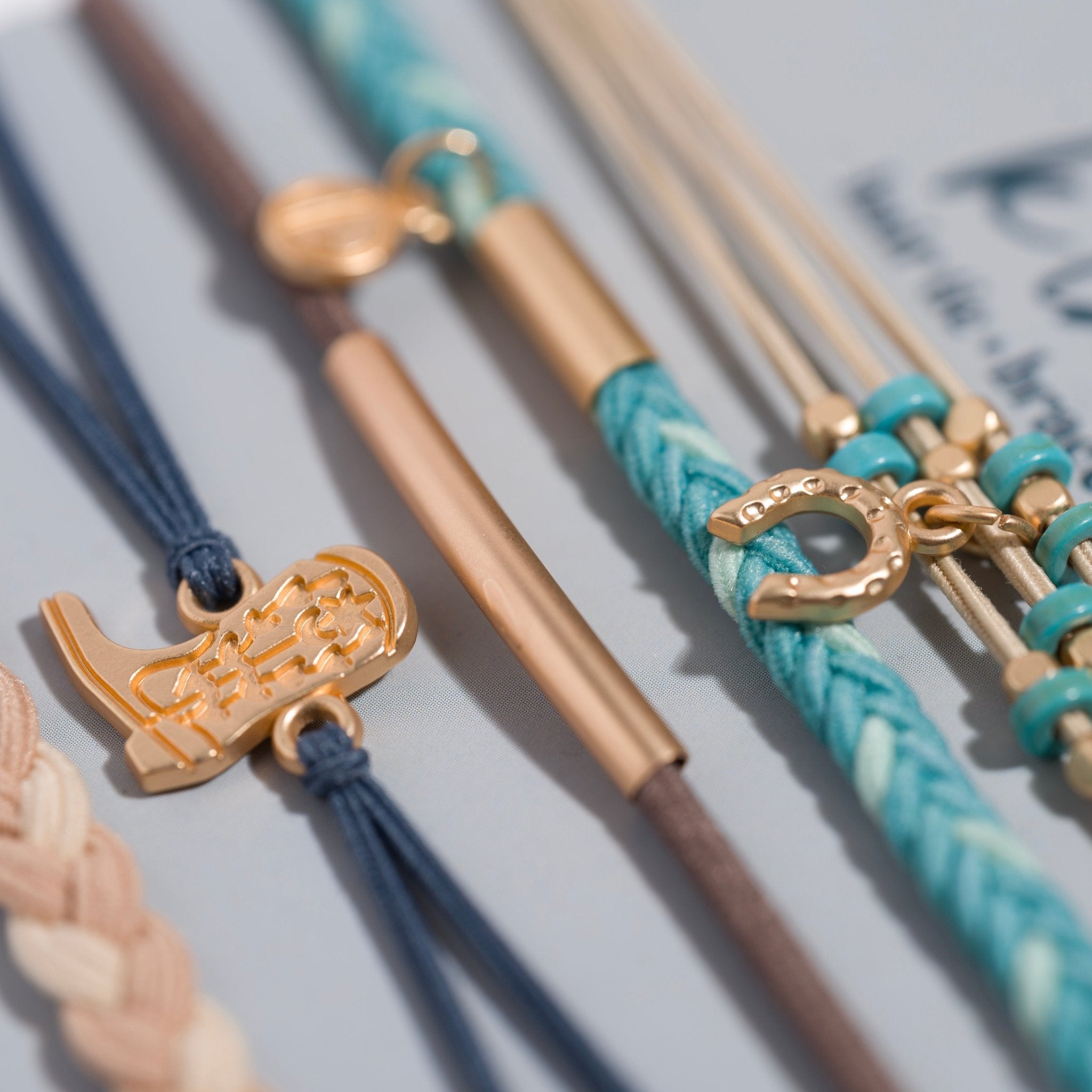 K'lani STRIDE Hair Tie/Bracelet Set - Sassy Inspiration