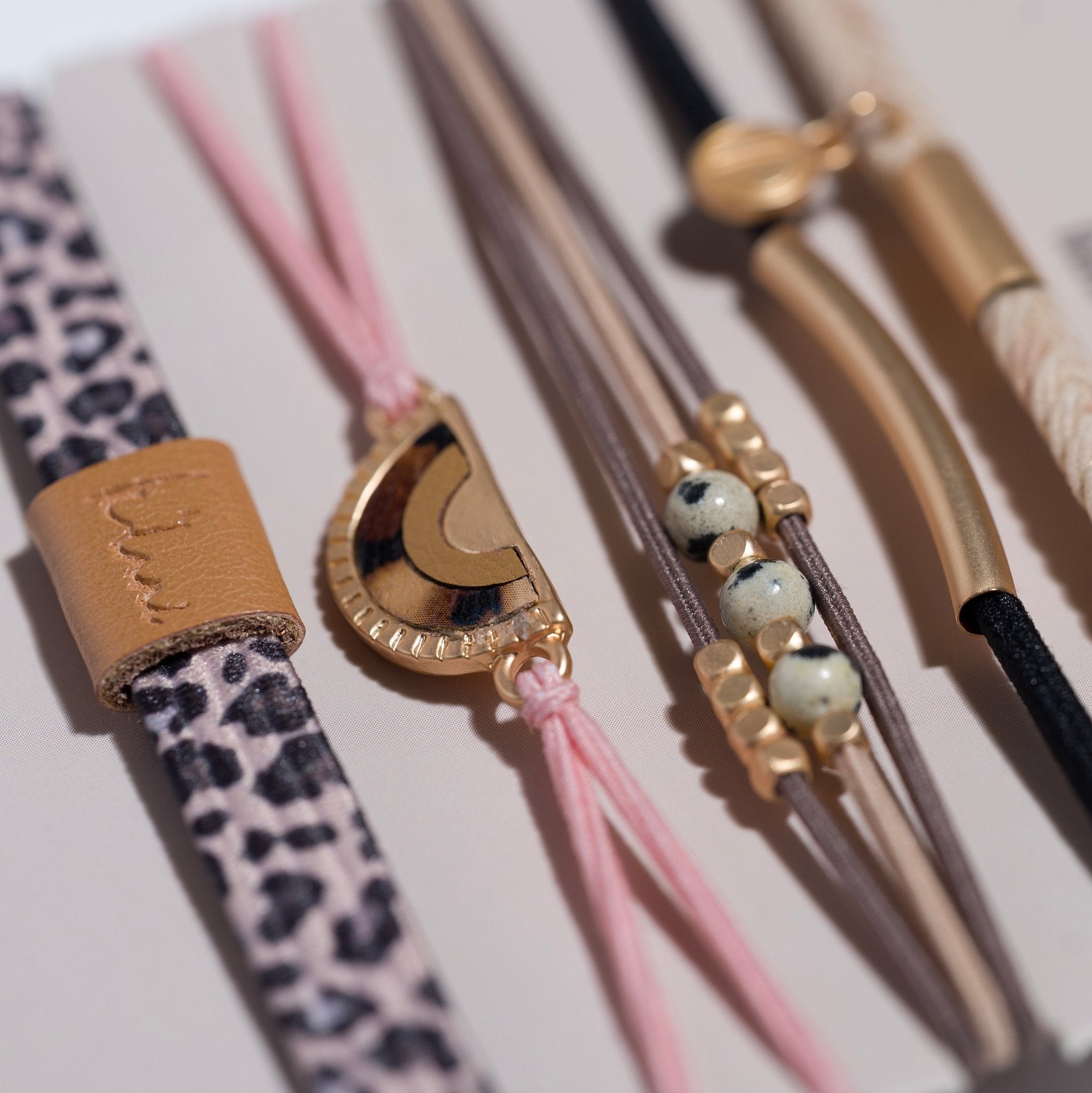 K'lani WILD Hair Tie/Bracelet Set - Sassy Inspiration