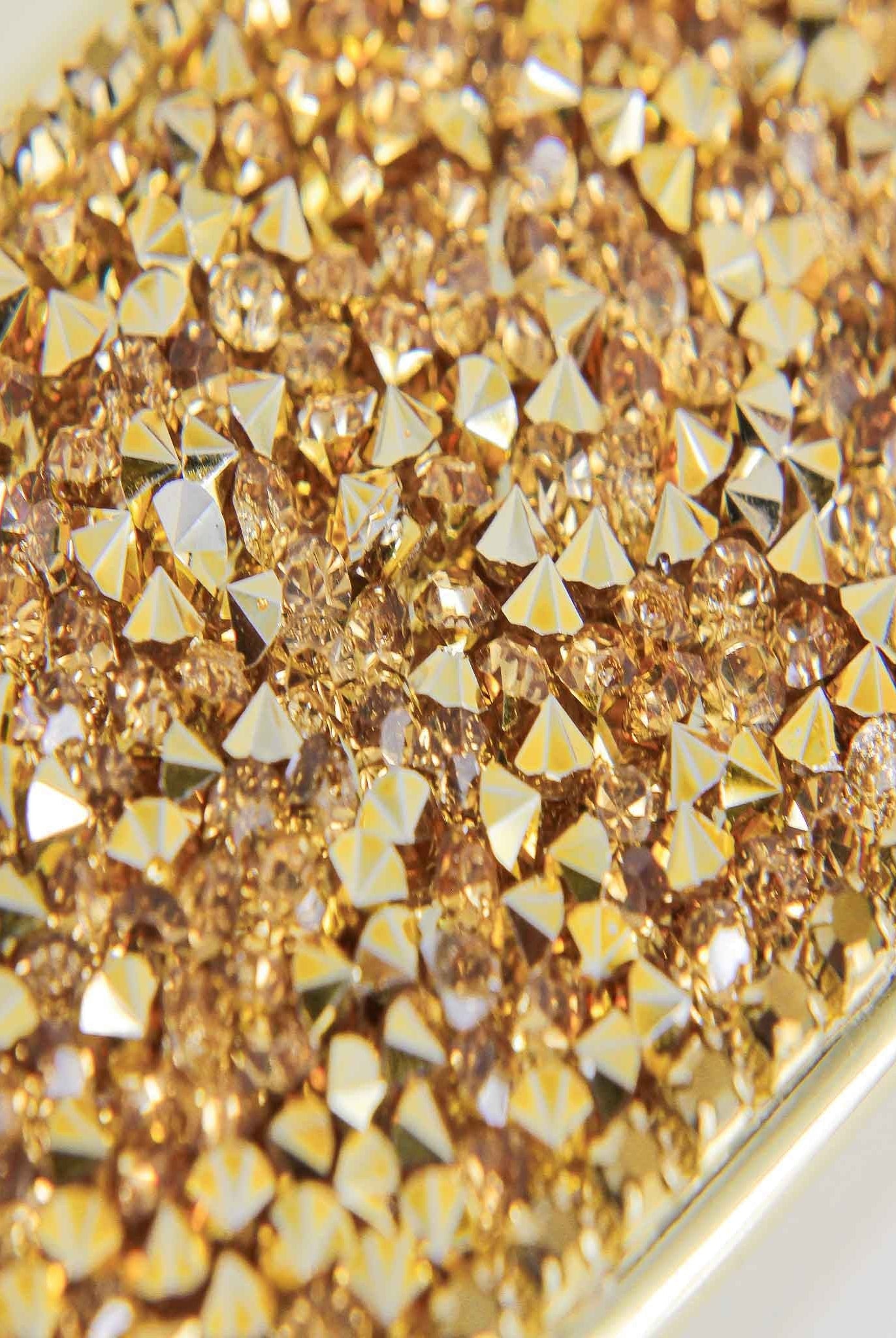 Luminous Charger Plate - Sassy Inspiration