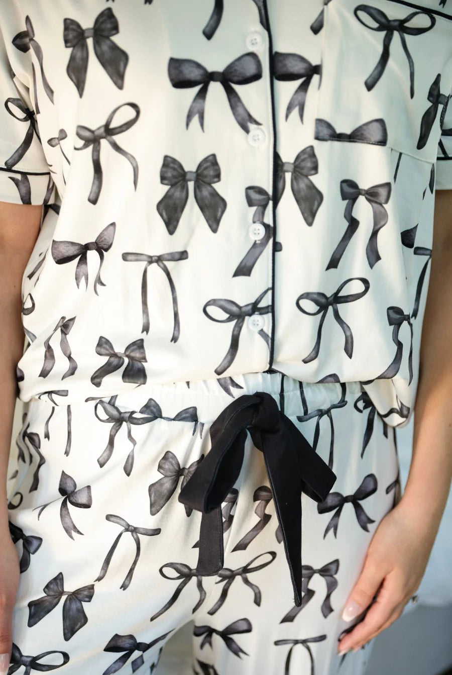 Midnight Bow Ruffle Pajama Set - Sassy Inspiration