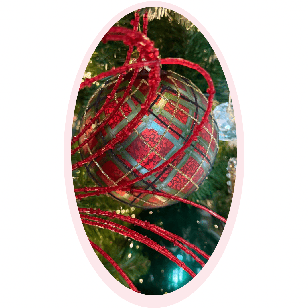 Holly Jolly Christmas - Sassy Inspiration