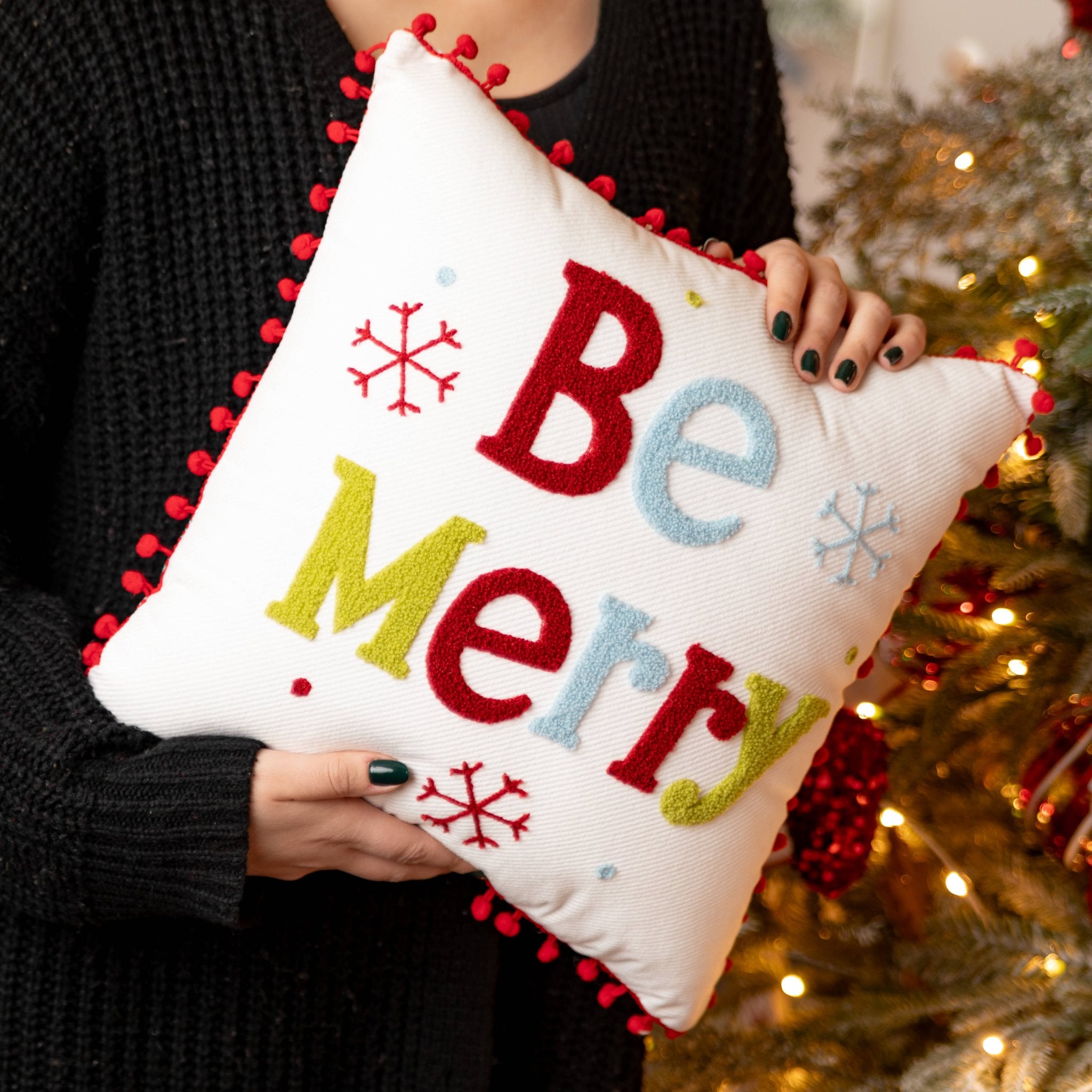BE MERRY HOLIDAY TOSS PILLOW - Sassy Inspiration