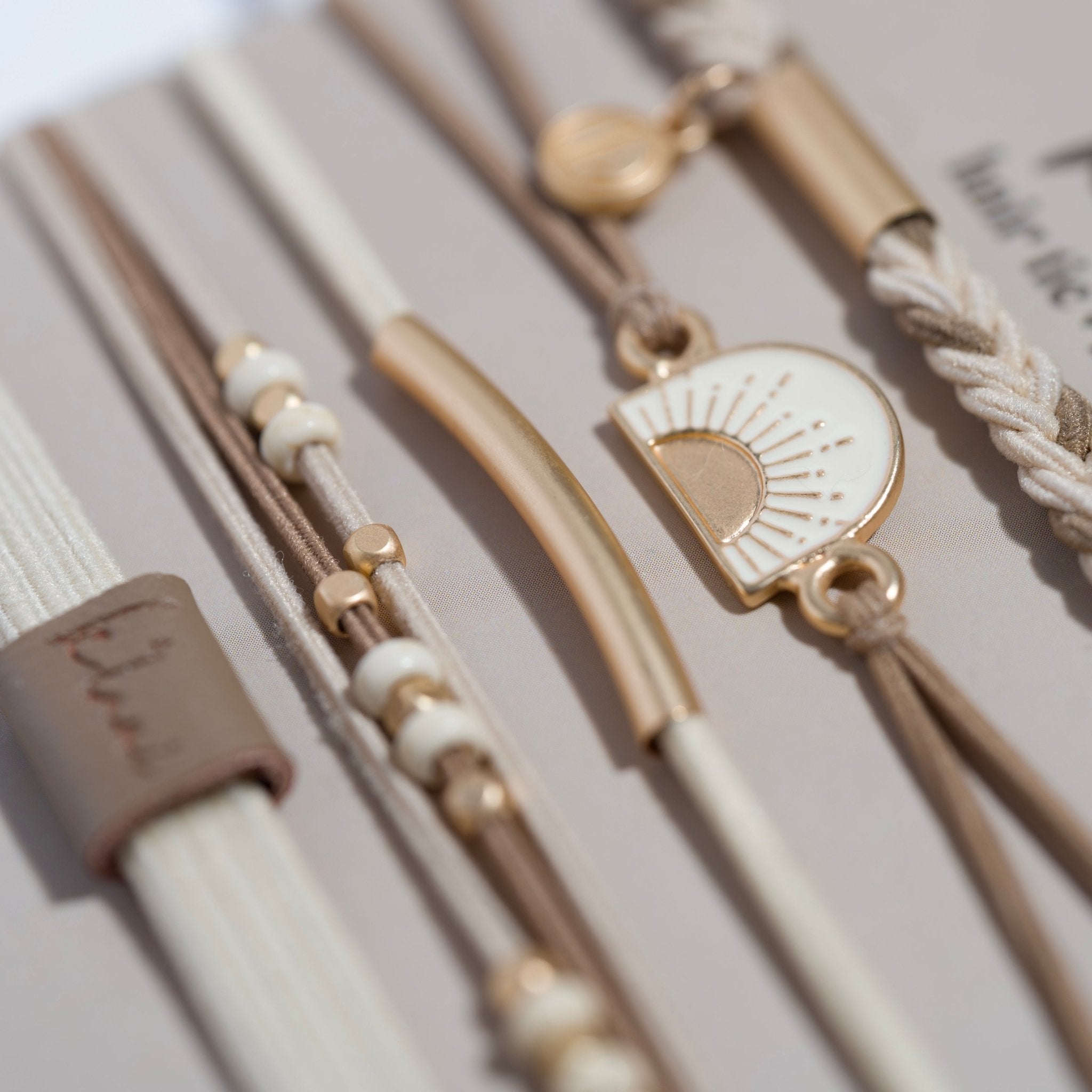 K'lani RISE Hair Tie/Bracelet Set - Sassy Inspiration