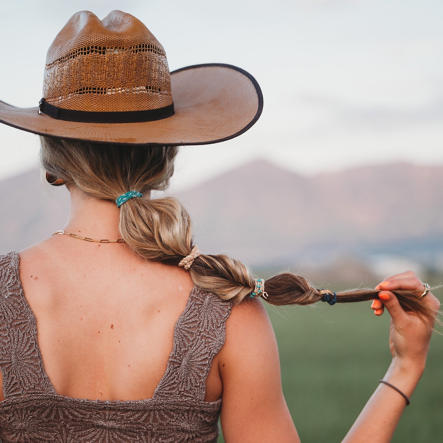K'lani STRIDE Hair Tie/Bracelet Set - Sassy Inspiration