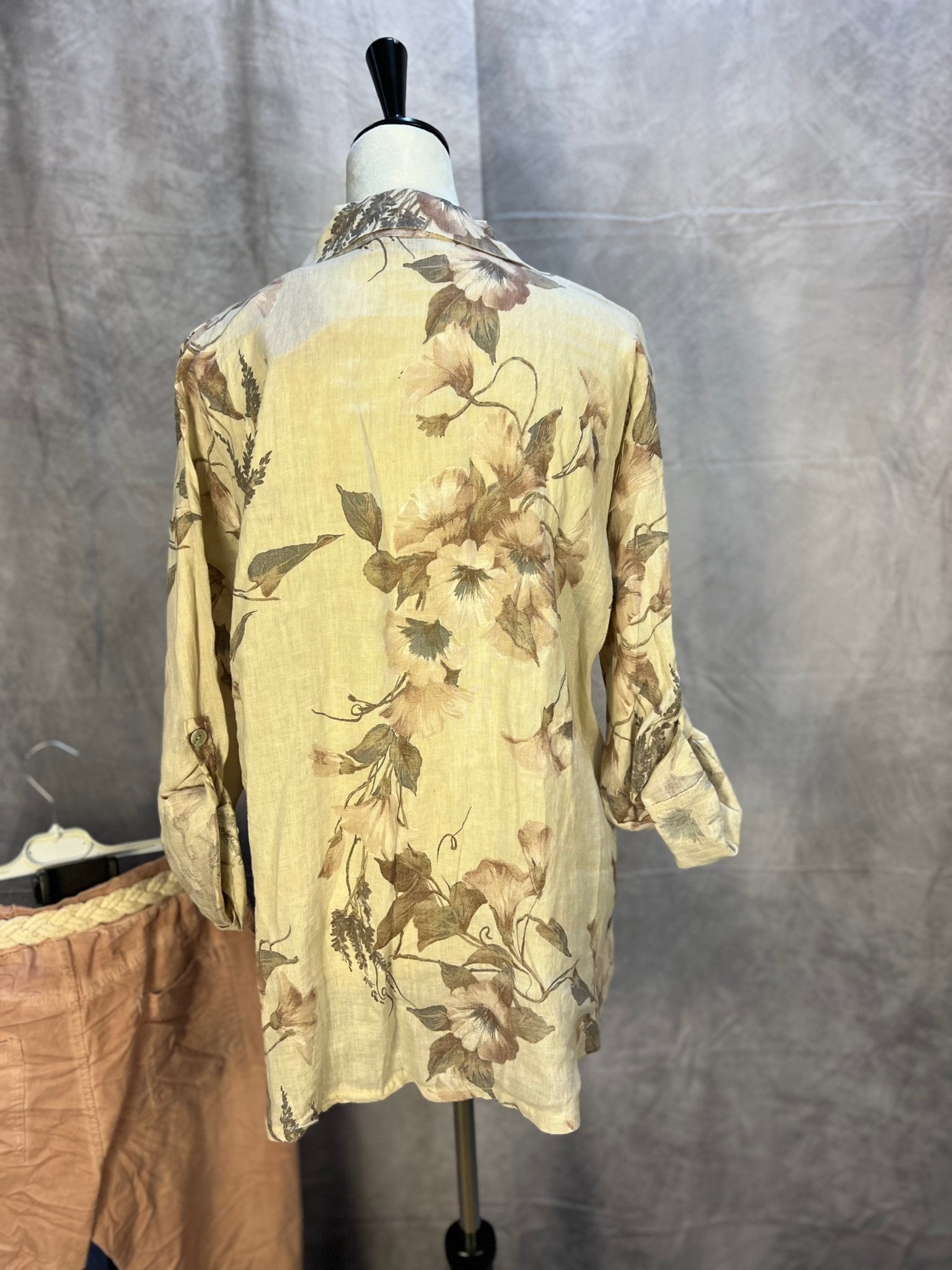 Linen Floral Button Down - Beige - Sassy Inspiration