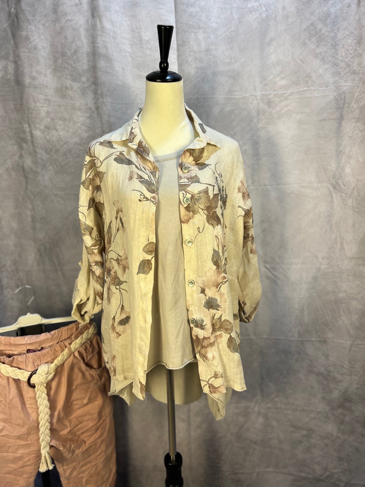 Linen Floral Button Down - Beige - Sassy Inspiration