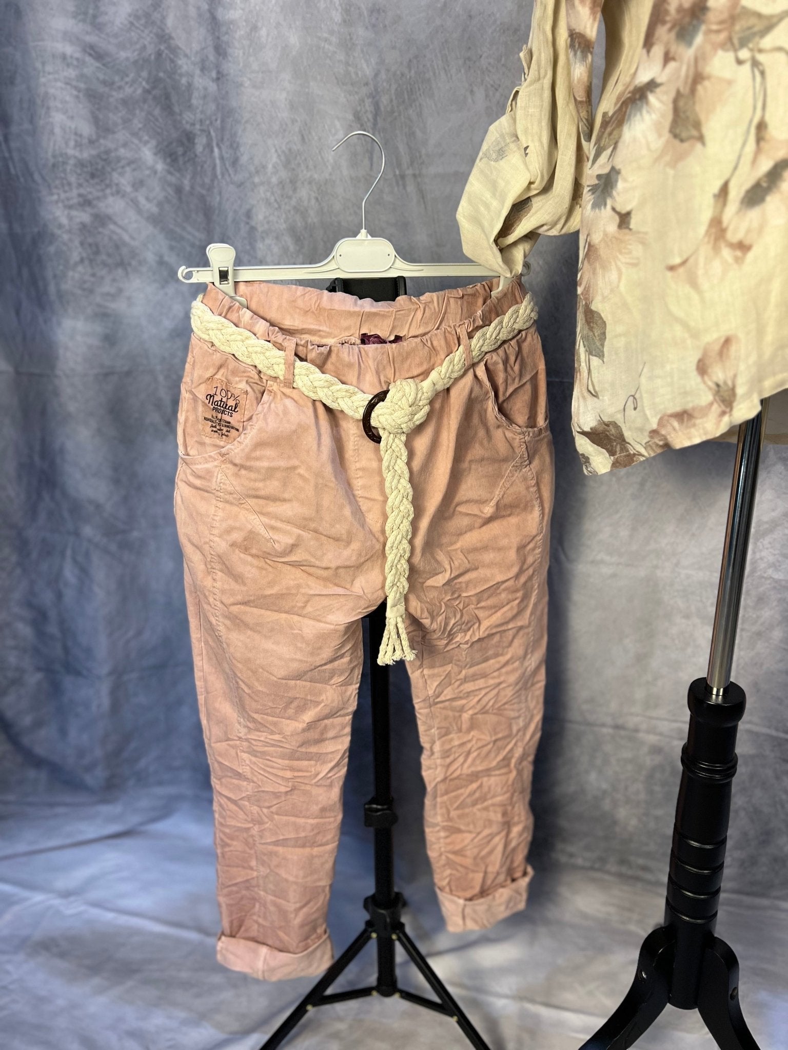 Mauve Stretch Pants w belt - Sassy Inspiration