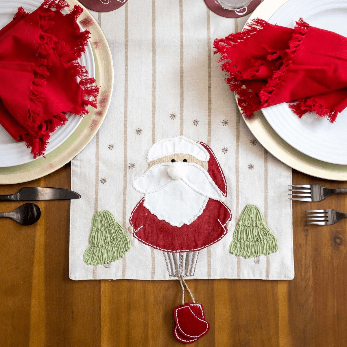 Old St. Nick Christmas Runner - Sassy Inspiration
