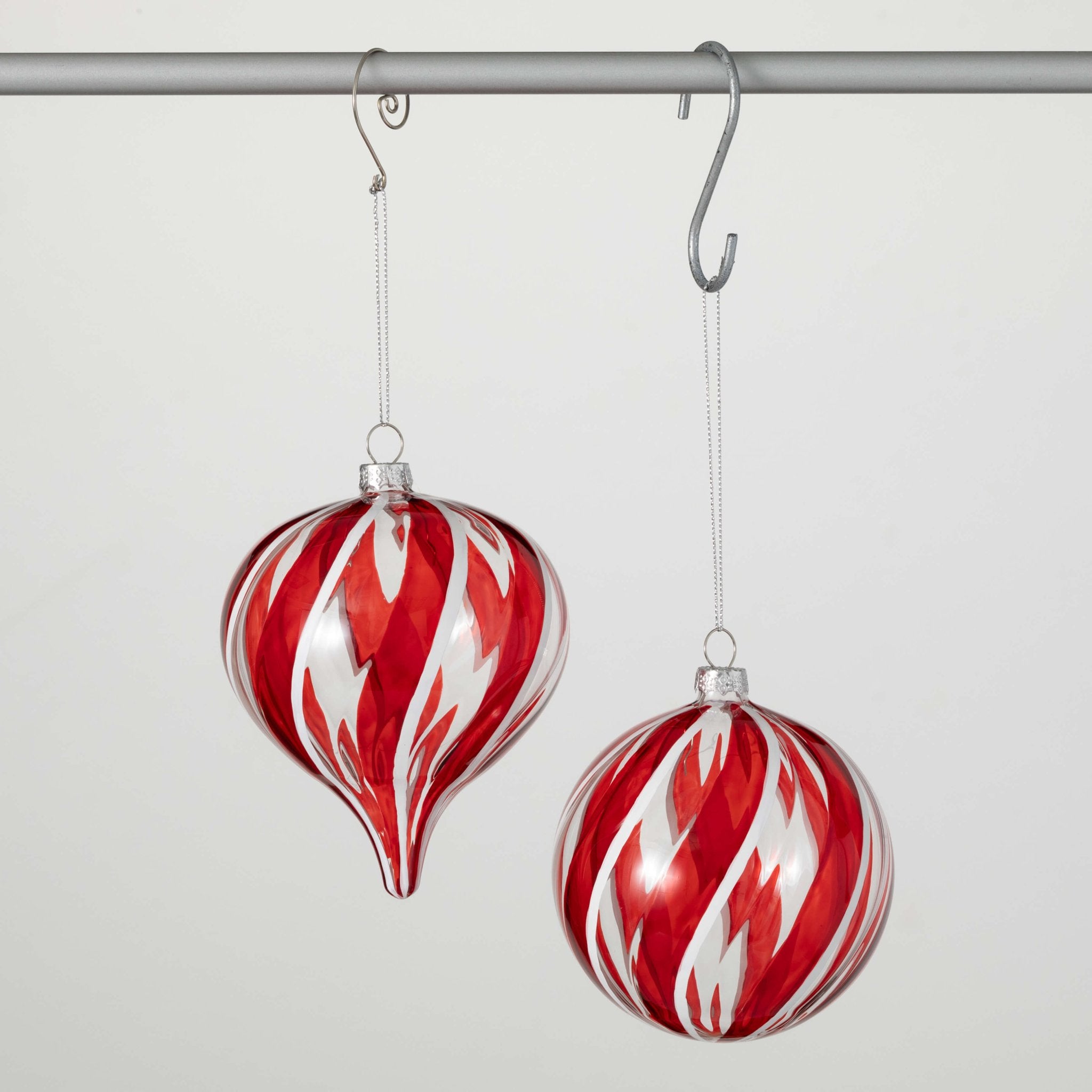 RED WHITE STRIPED ORNAMENTS 2 - Sassy Inspiration