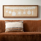 SUBTLE CHRISTMAS WALL DECOR - Sassy Inspiration