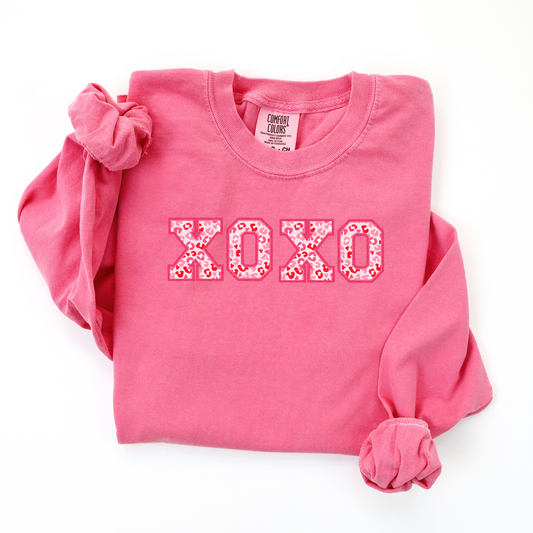 XOXO Valentines Day Comfort Colors Long Sleeve Tee